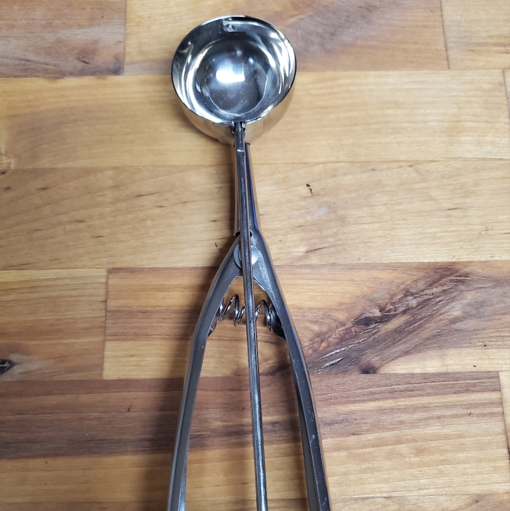 Vintage Ice-Cream Scoop